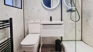 Photo 7- click for photo gallery